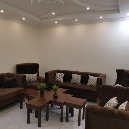 Al Shadi Apartments Yanbu Eksteriør bilde