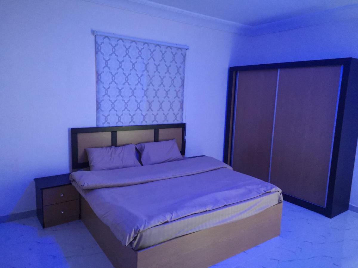 Al Shadi Apartments Yanbu Eksteriør bilde